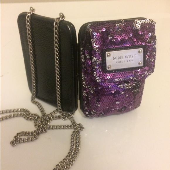 Nine West Handbags - 👛🌸🌷♥️🌺👜Nine West glitter chain clutch wallet